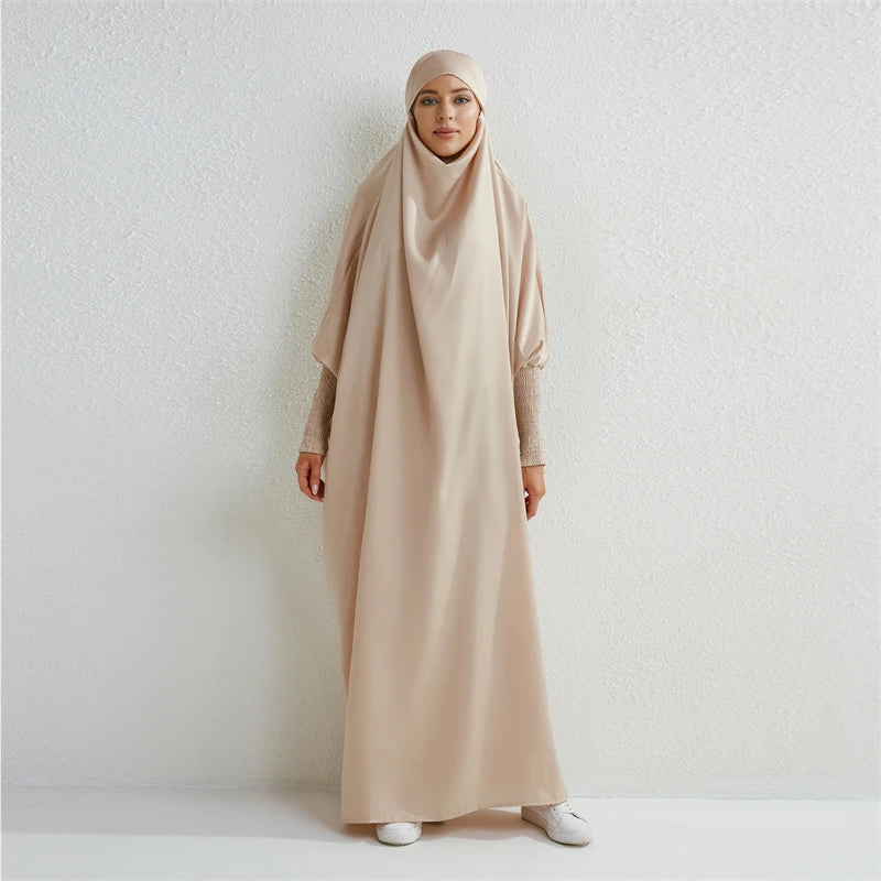 DUBAI Dress™ | Moslim Abaya met Capuchon & Smoking Mouw - 1+1 (GRATIS)